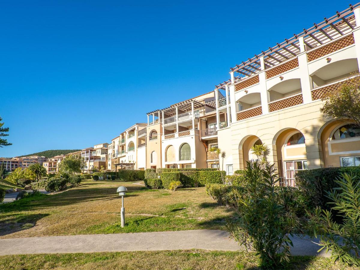 Apartment Village Cap Esterel - Le Village-76 By Interhome Сен-Рафаель Екстер'єр фото