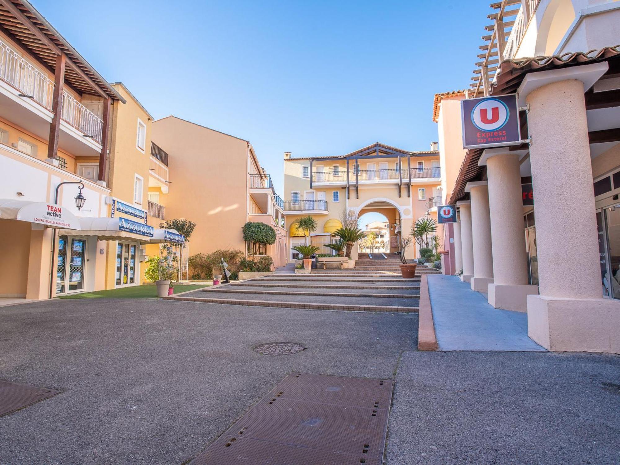 Apartment Village Cap Esterel - Le Village-76 By Interhome Сен-Рафаель Екстер'єр фото